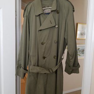 Burberry Vintage Men's Lined Trenchcoat - 40L
